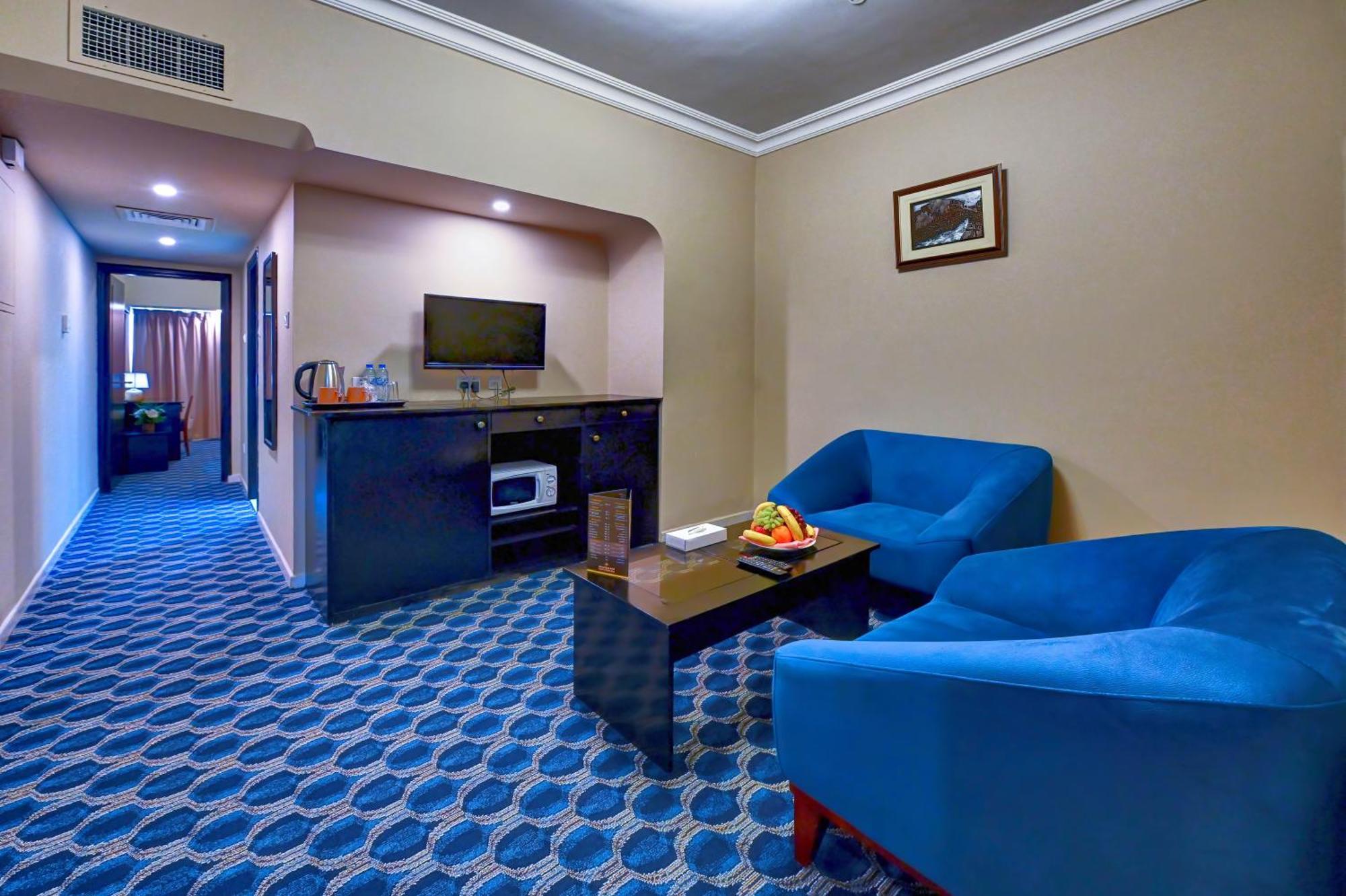 Al Bustan Flats Otel Şarja Dış mekan fotoğraf