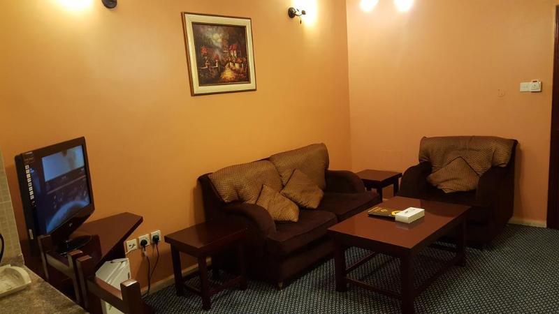 Al Bustan Flats Otel Şarja Dış mekan fotoğraf